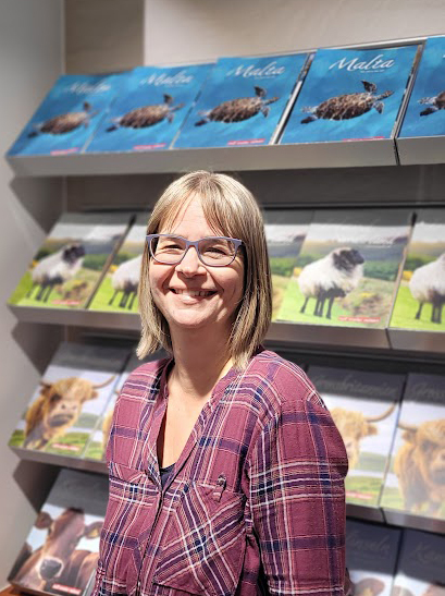 Sandra Muigg am Arbeitsplatz